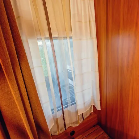 Campingplads каравани Avi Iris фичоза Varna