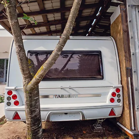 каравани Avi Iris фичоза Varna