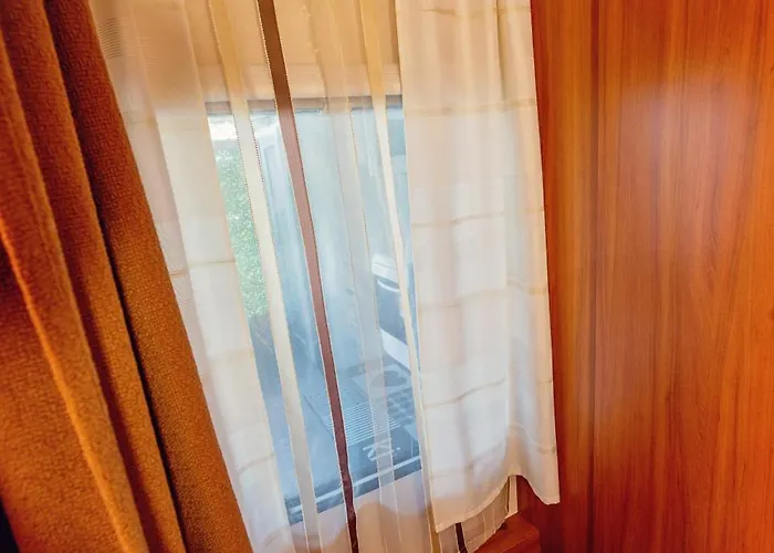 Campsite каравани Avi Iris фичоза Varna