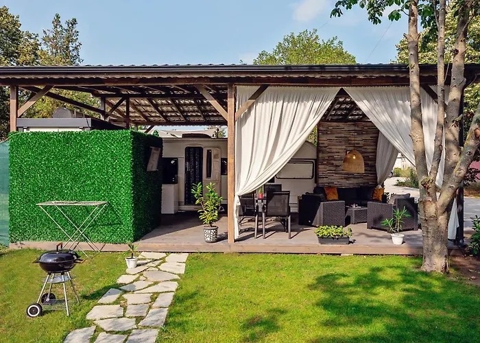 Campsite каравани Avi Iris фичоза Varna