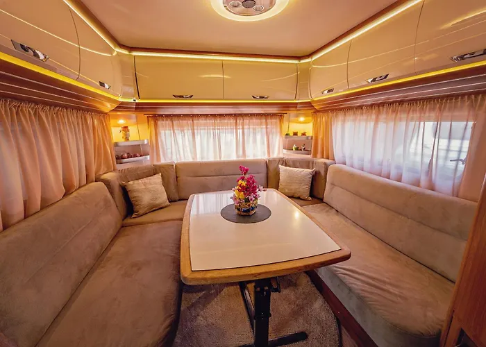 Campsite каравани Avi Iris фичоза