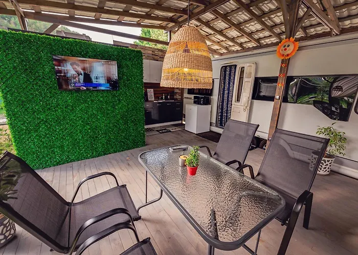 Campsite каравани Avi Iris фичоза Varna